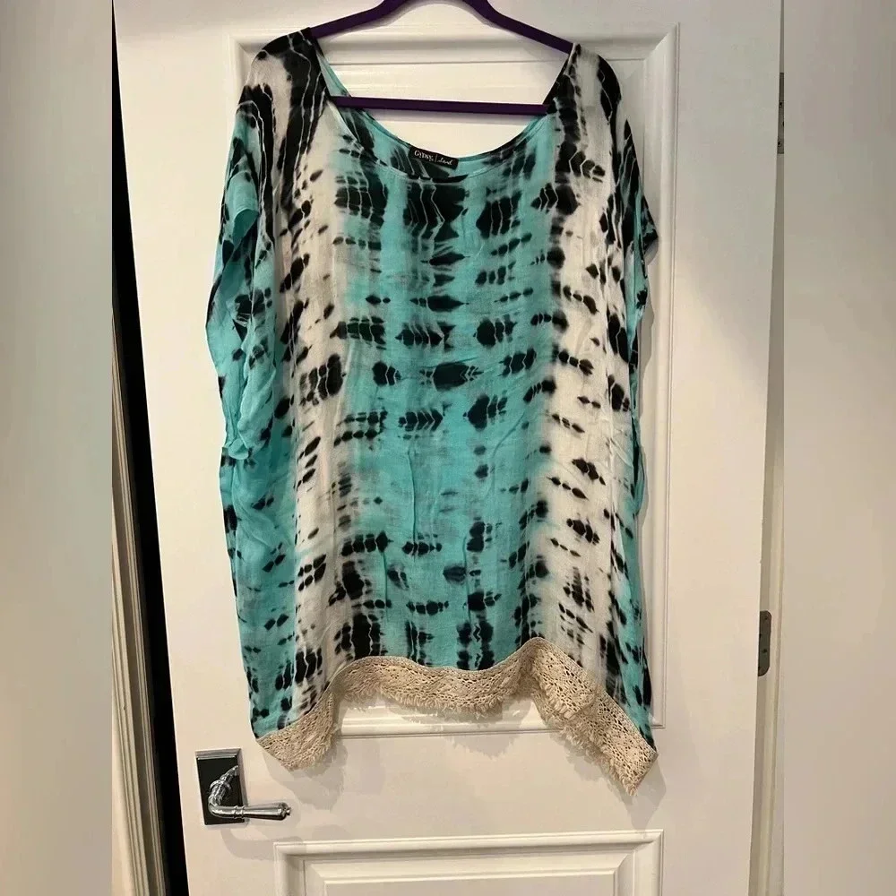 Gypsy 05 Crochet Trim Poncho